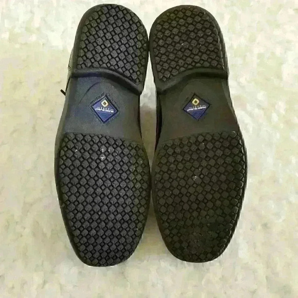 Nunn Bush Men's Sherman Slip Resistant Shoe - Picture 8 of 8